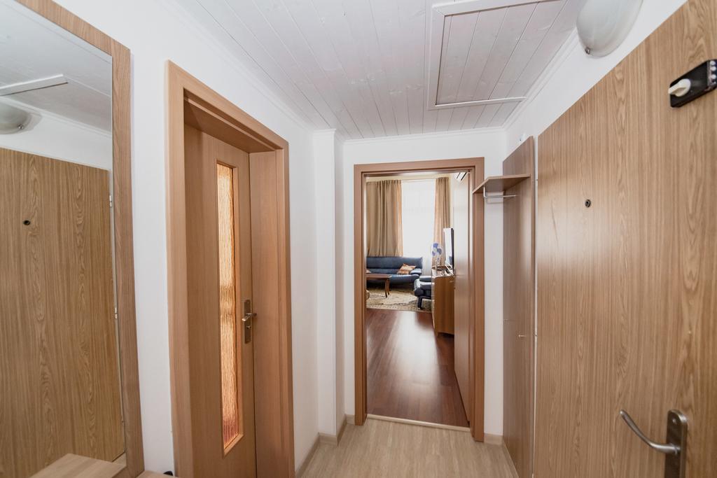 Apartment Aqua Vita Κάρλοβι Βάρι Εξωτερικό φωτογραφία